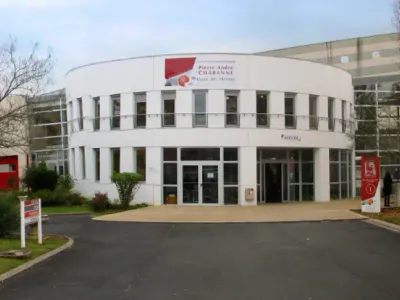 Visite Virtuelle - Expérience 360° Interactive - Mon professeur de lycée et moi avons eu l'idée de créer une ...